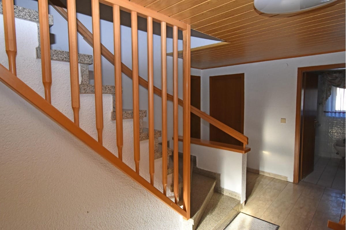 Doppeltes Glück: Generationenhaus  mit Platz für Hobbys im Nebengebäude - Galerie 6